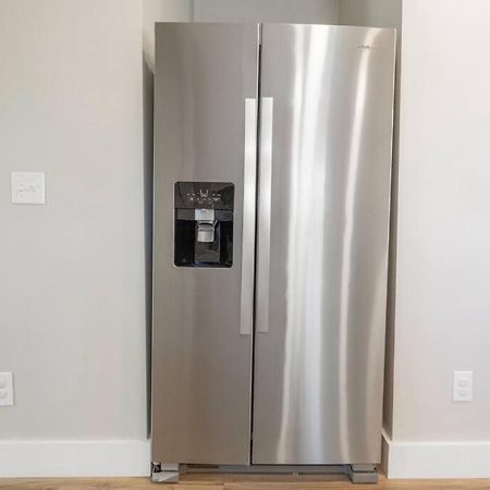 Brand New Cozy Modern Bungalow W/Hot Tub+Movieroom 7 Min From Uptown Charlotte Kültér fotó