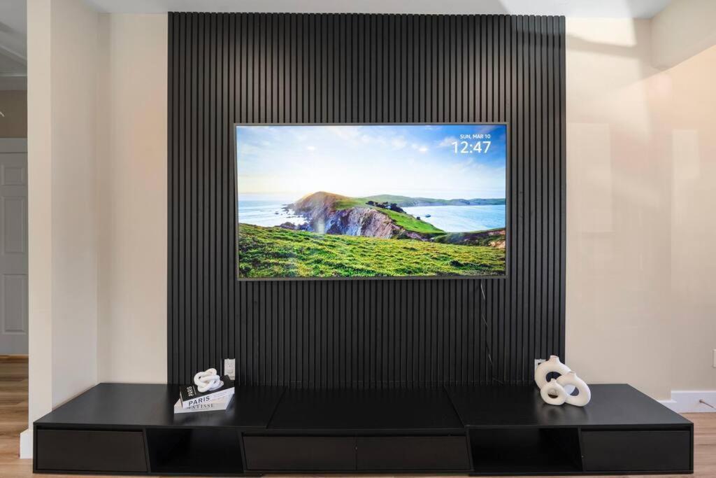 Brand New Cozy Modern Bungalow W/Hot Tub+Movieroom 7 Min From Uptown Charlotte Kültér fotó