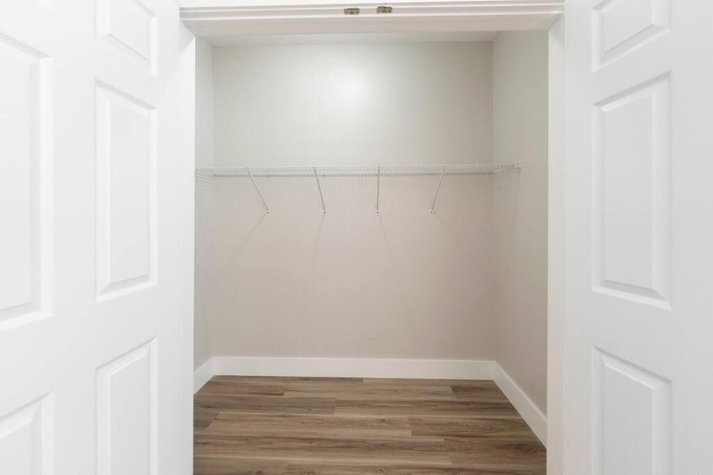Brand New Cozy Modern Bungalow W/Hot Tub+Movieroom 7 Min From Uptown Charlotte Kültér fotó