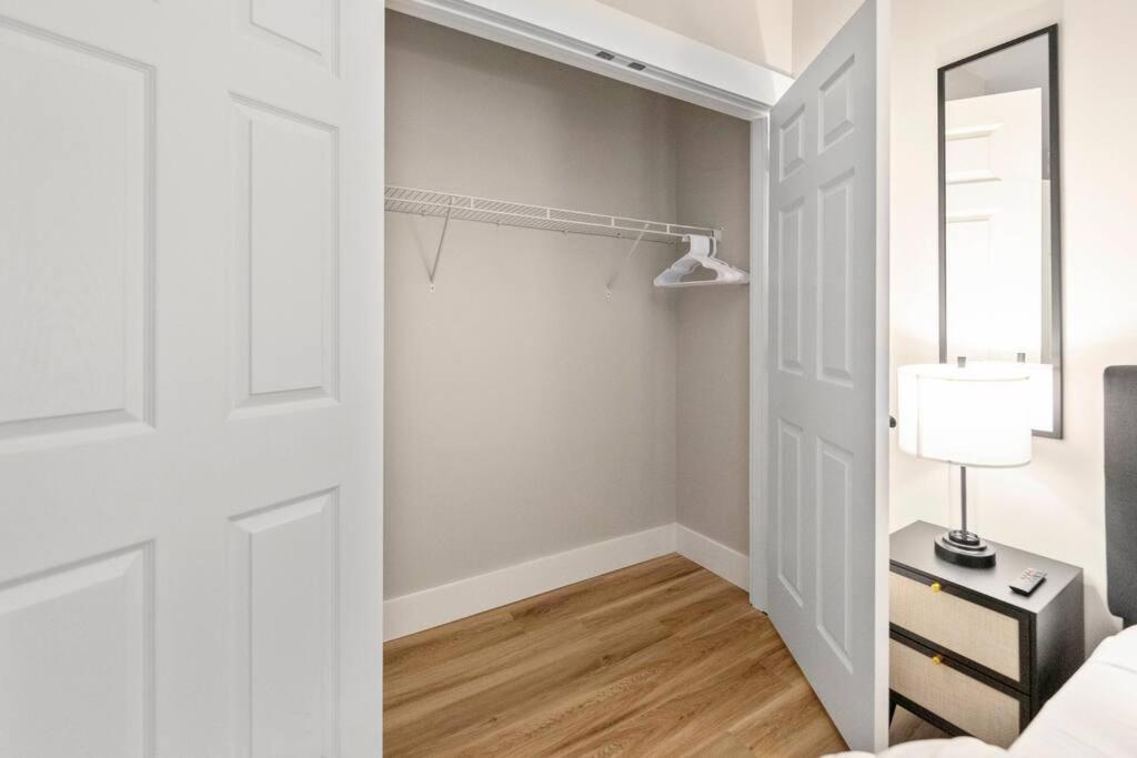 Brand New Cozy Modern Bungalow W/Hot Tub+Movieroom 7 Min From Uptown Charlotte Kültér fotó